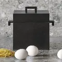 cubic-cocotte-la-cubica-black-alessi.webp