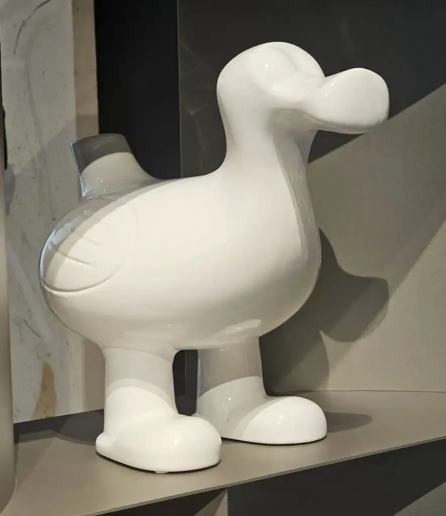 Pato Arturo grande blanco